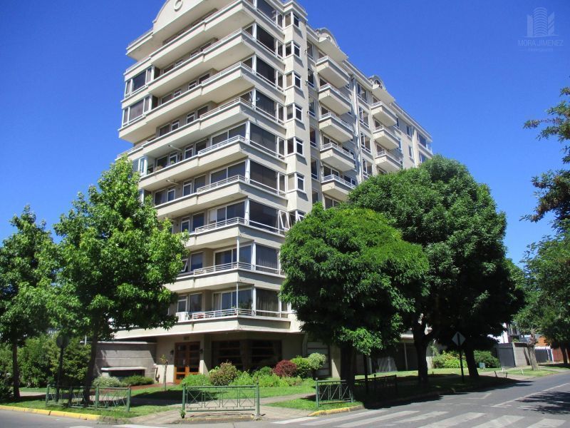 SE ARRIENDA DEPTO AMOBLADO EDIFICIO LIBERTADOR III